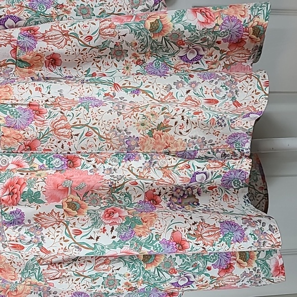 Jones New York Floral Blouse - Picture 4 of 13